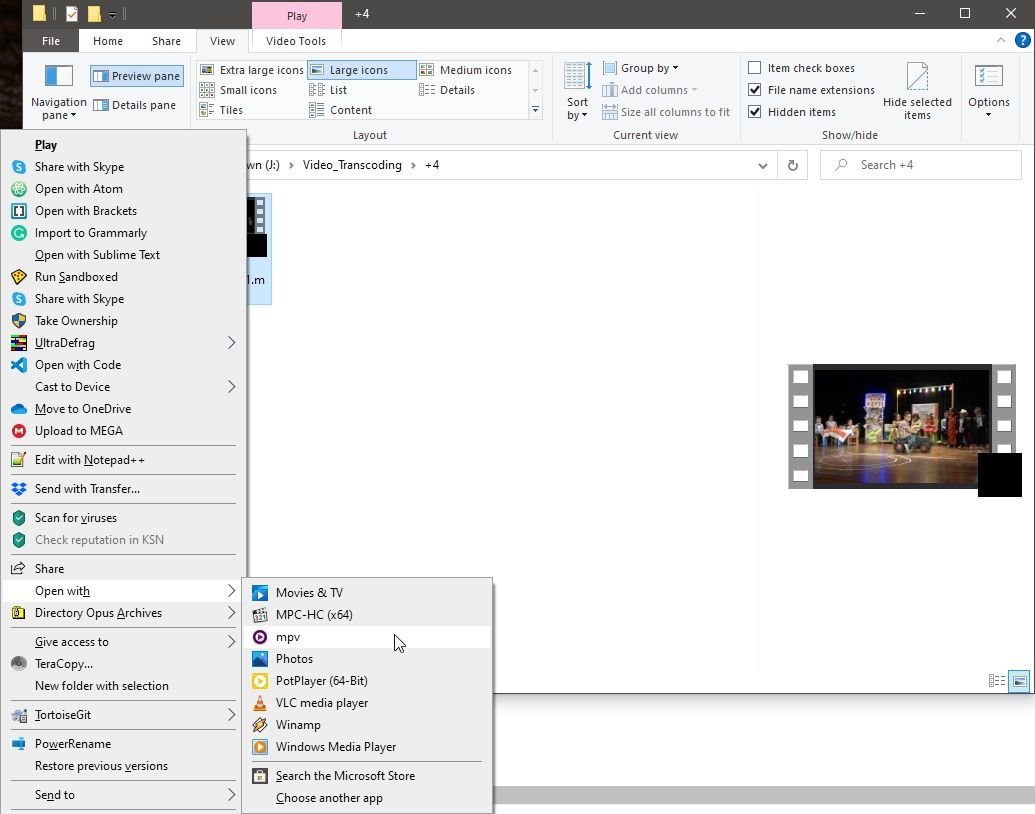 Пункт «Открыть с помощью MPV» в контекстном меню Windows 10