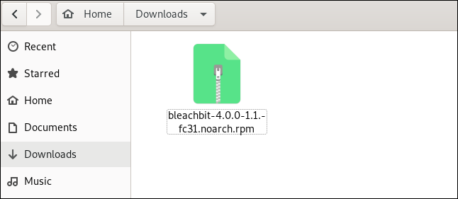 Скачанный установочный файл BleachBit в папке Downloads