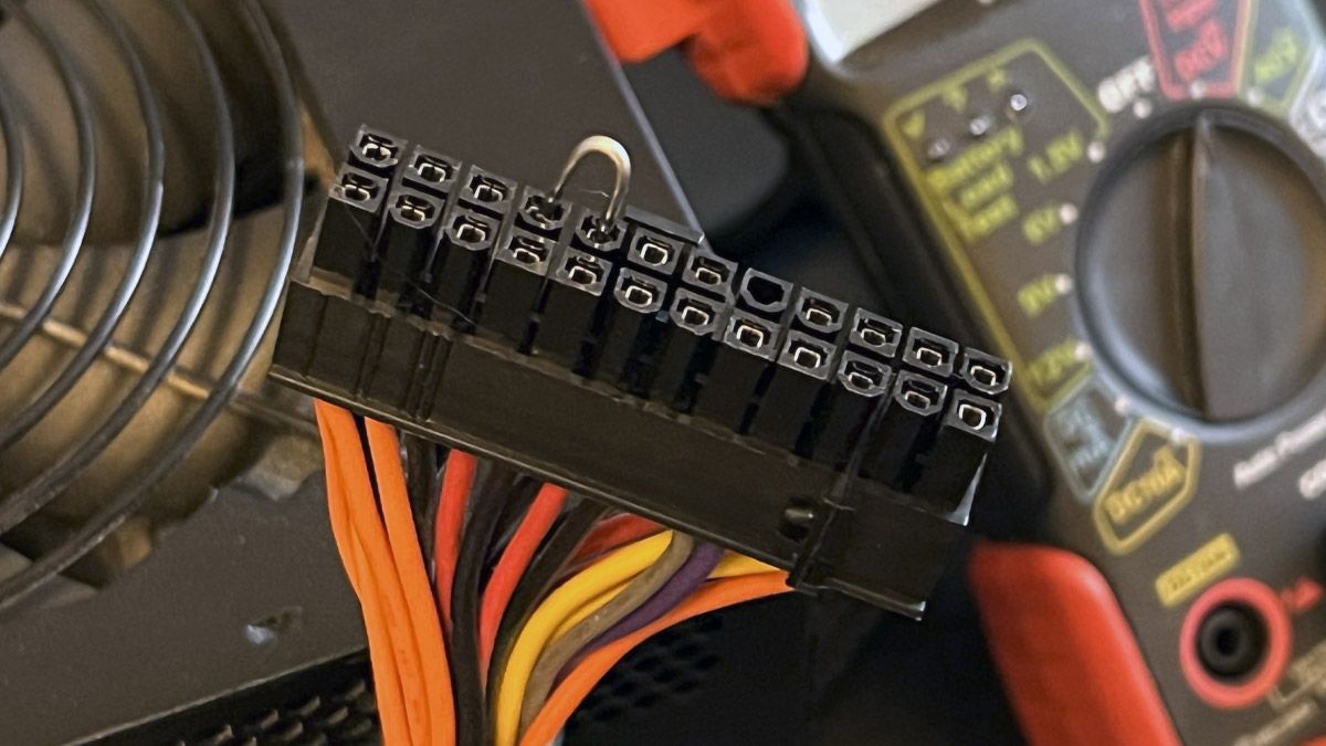 A PSU power cable with a jumper across the power on and ground pin.