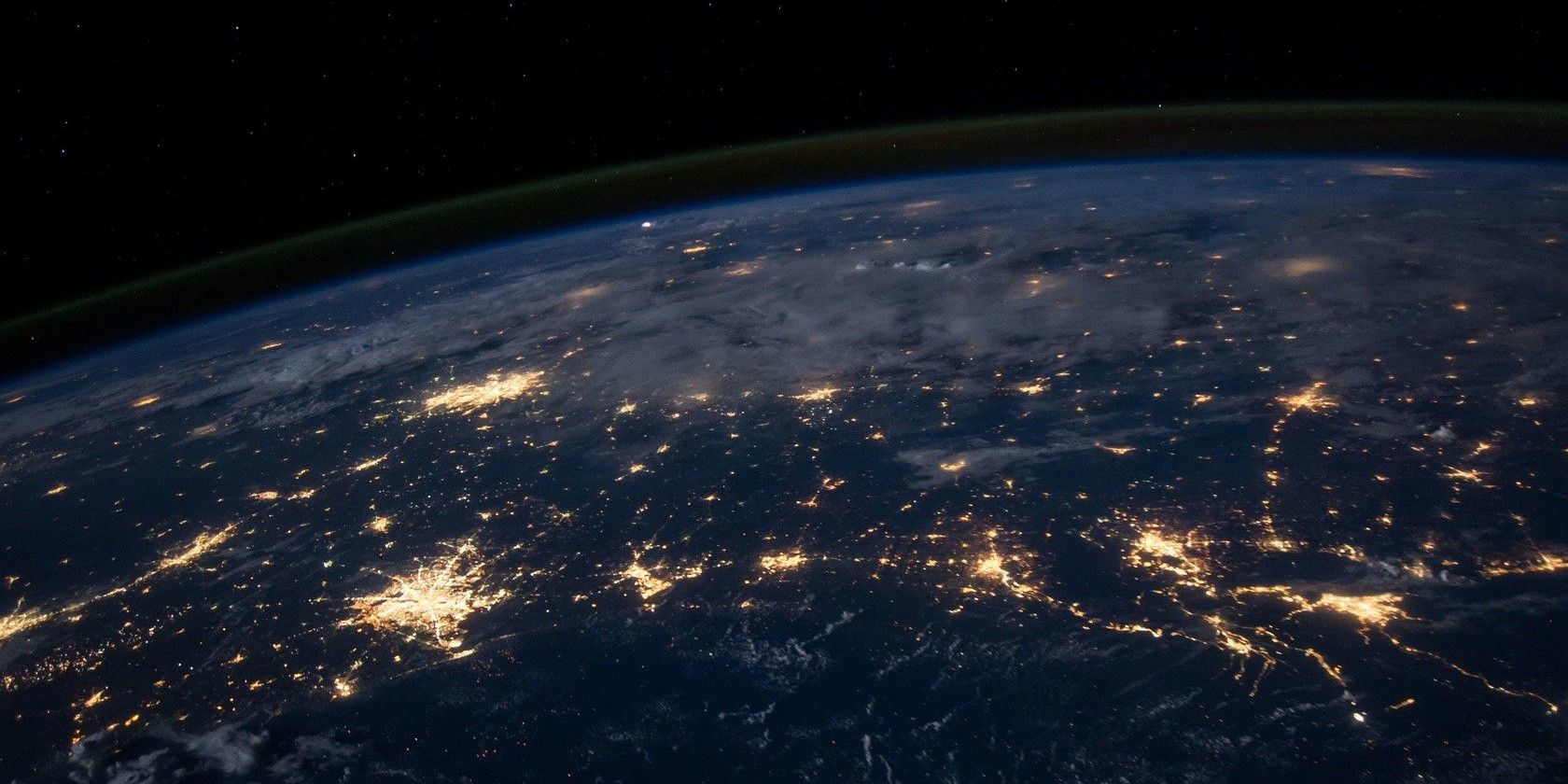 Гибридная работа: плюсы, минусы и инструменты