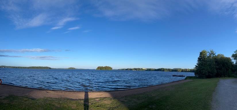 Панорама с неоднородным освещением в секциях