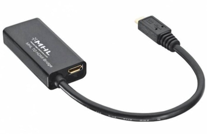 адаптер micro USB к HDMI крупным планом