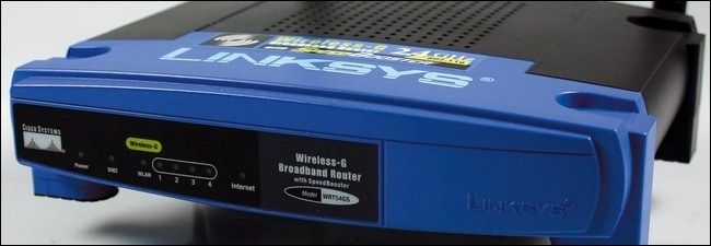 Вид дополнительного маршрутизатора и его разъёмов