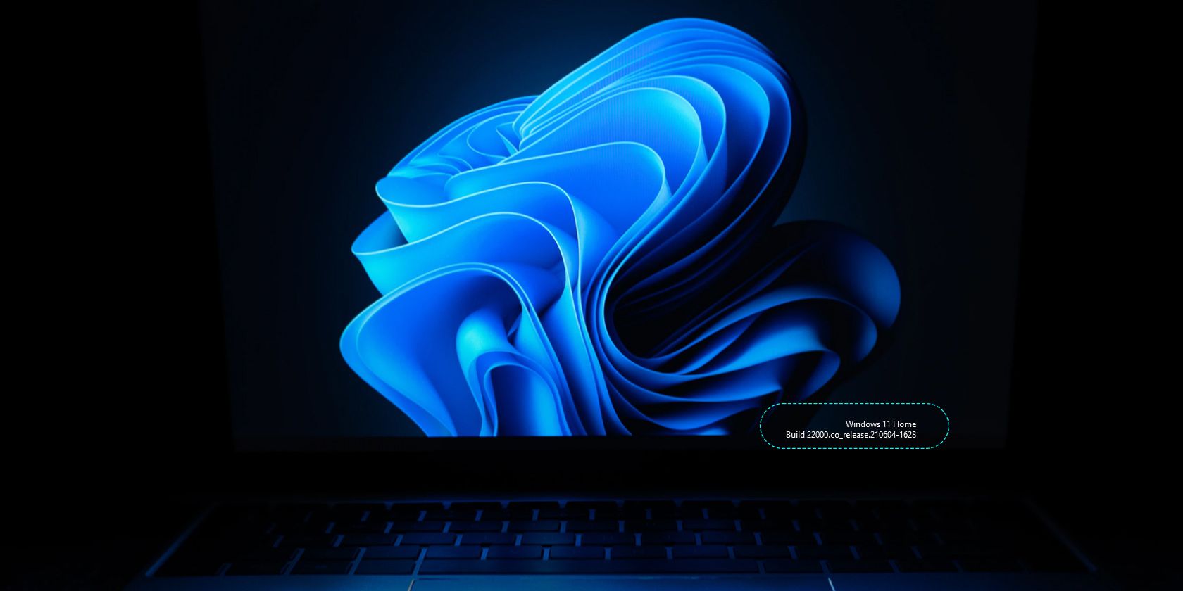 Показать версию Windows 11 на рабочем столе