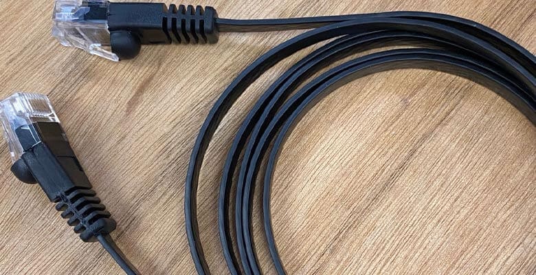Подключение Ethernet кабеля к роутеру и компьютеру