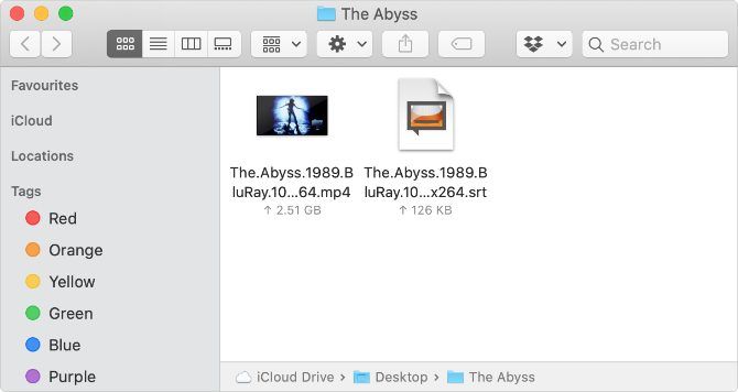 Папка с видеосодержимым и файлом субтитров с совпадающим именем