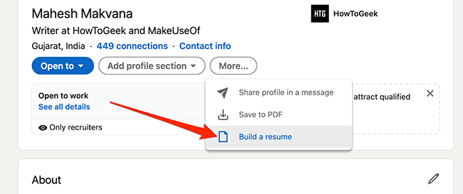 Выберите «Создать резюме» на странице профиля LinkedIn