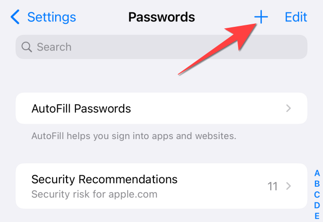 Нажмите значок плюс, чтобы добавить новый сайт и пароль.