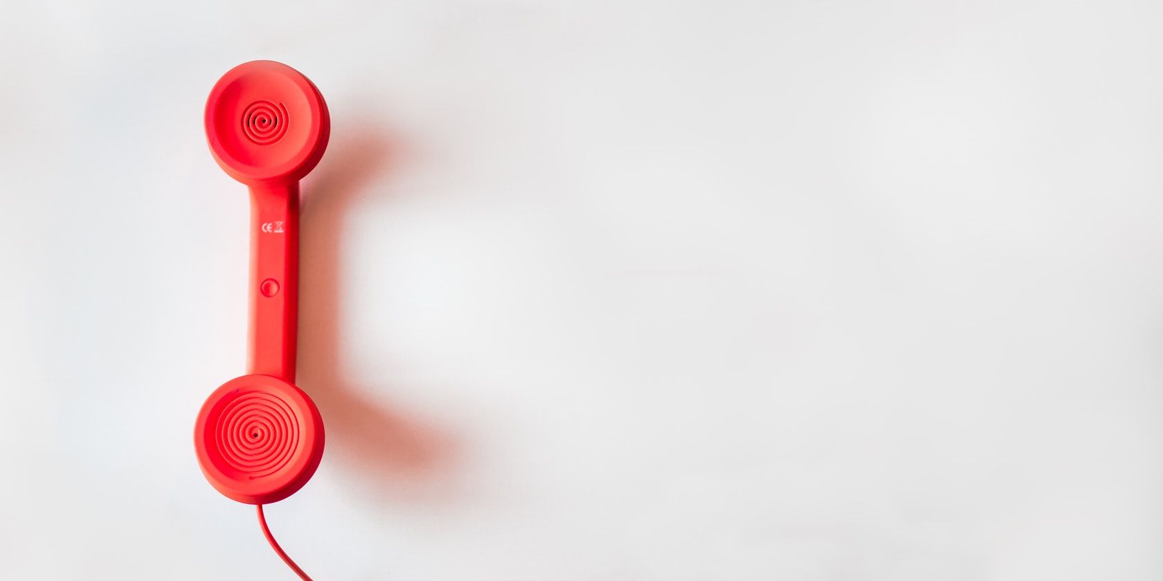 Красный телефон