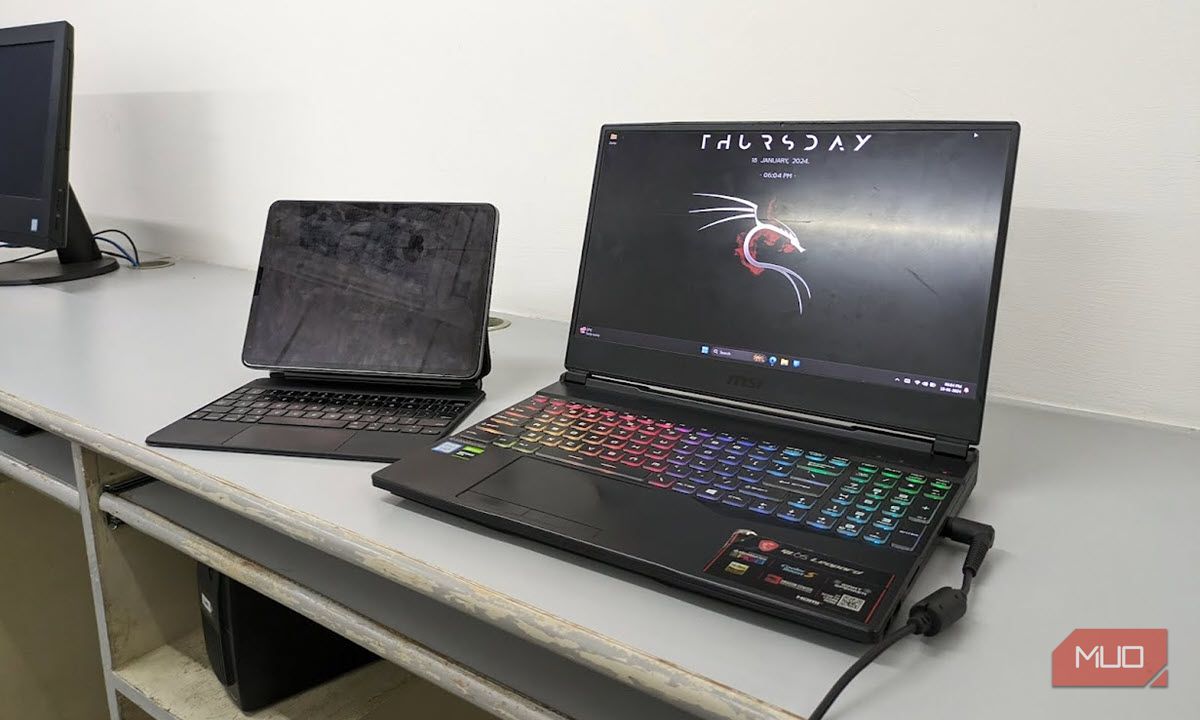 laptop-ipad-double-screen-1