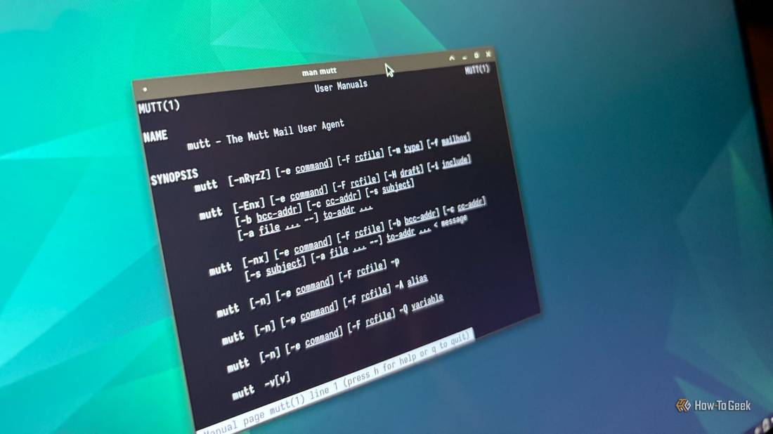 Окно терминала с man-страницей почтового клиента Mutt в Linux