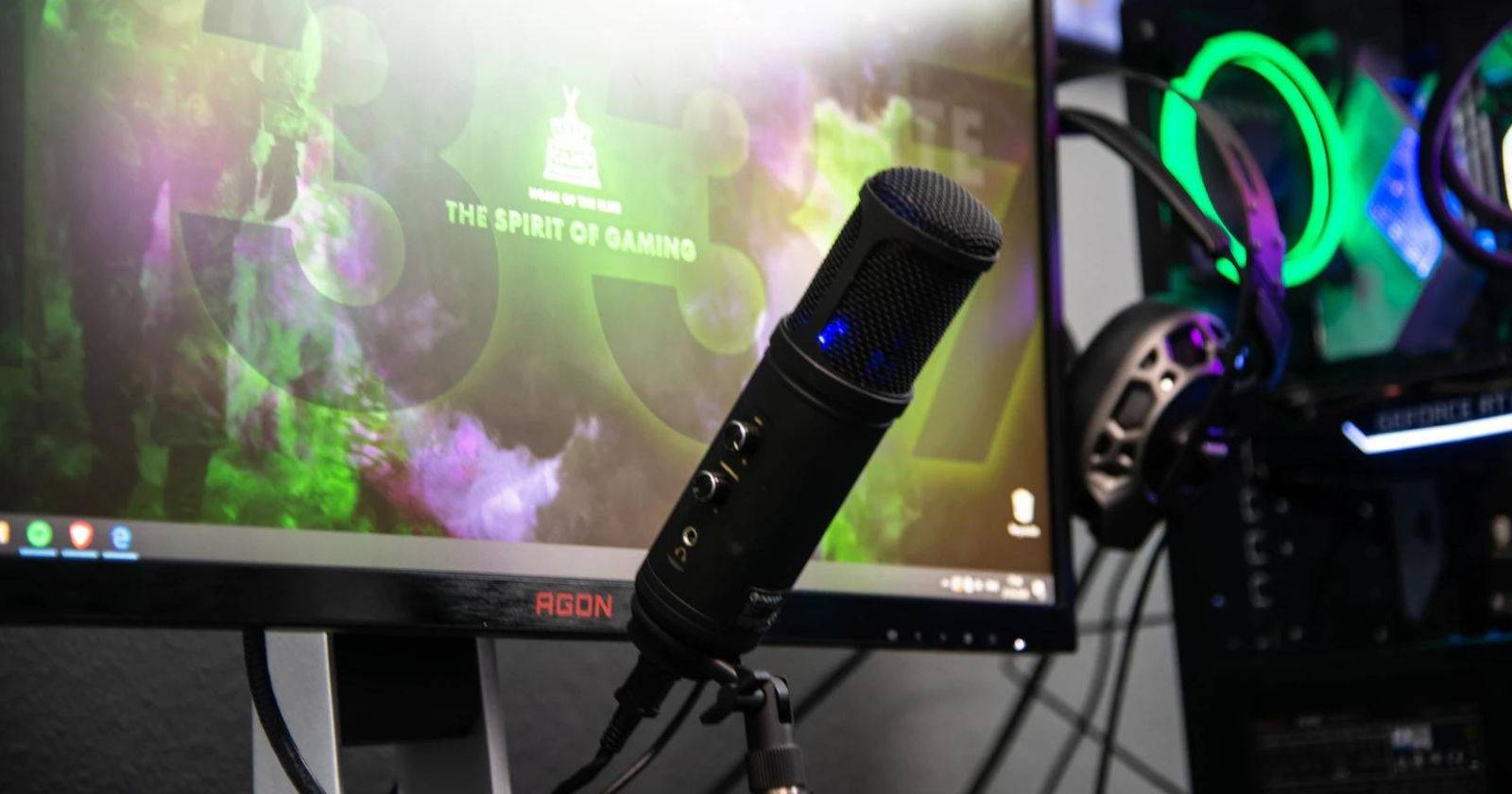 Как создать Twitch-оверлей в Canva