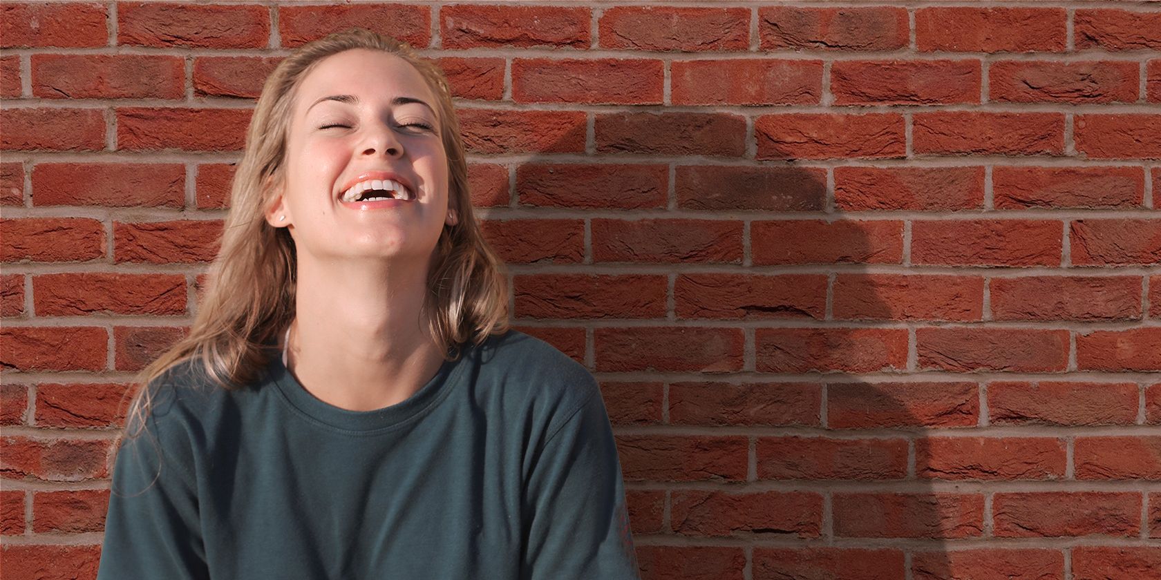 Как сохранить тень при замене фона в Photoshop