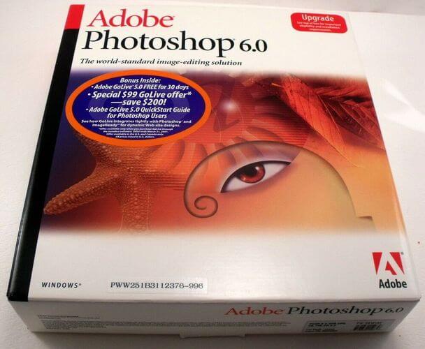 Упаковка Adobe — стикер с серийным номером на коробке