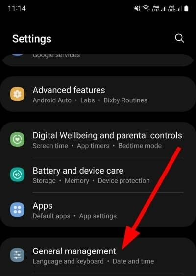 Скриншоты настроек даты и времени в Android