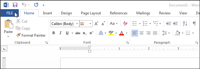 Выбор пункта Параметры в меню Файл в Microsoft Word