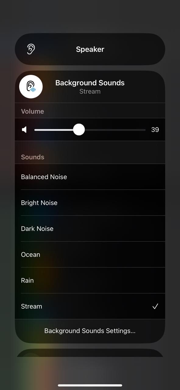 Варианты фоновых звуков в Пункте управления iOS 17