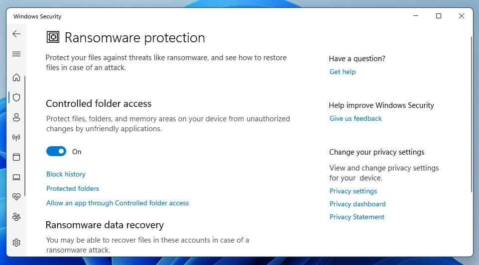 Опция Разрешить приложение через Контролируемый доступ к папкам