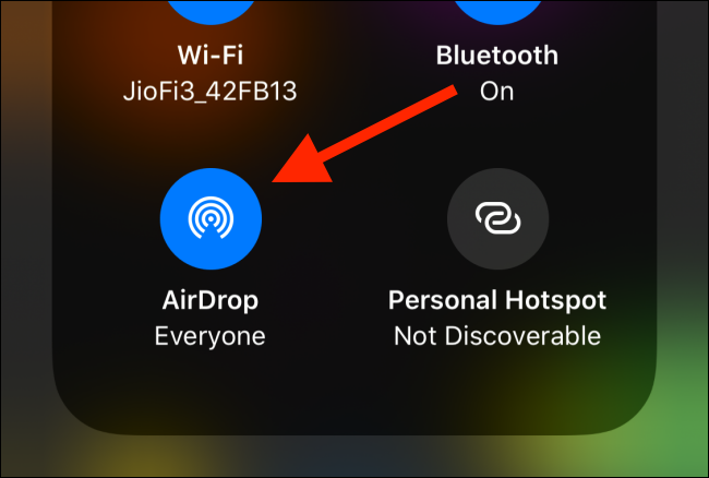 Долгое нажатие на кнопку AirDrop