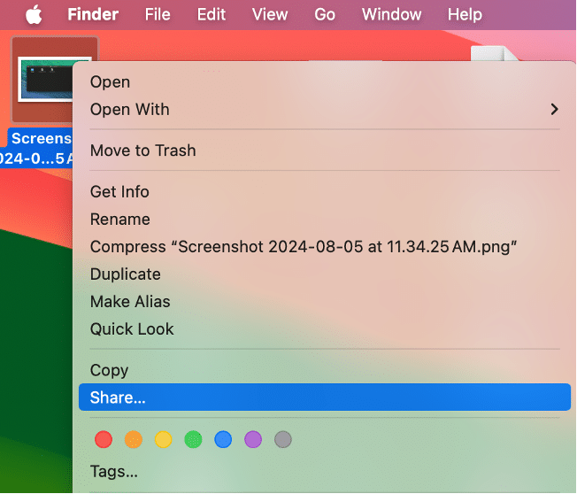Menú Compartir en macOS con AirDrop seleccionado