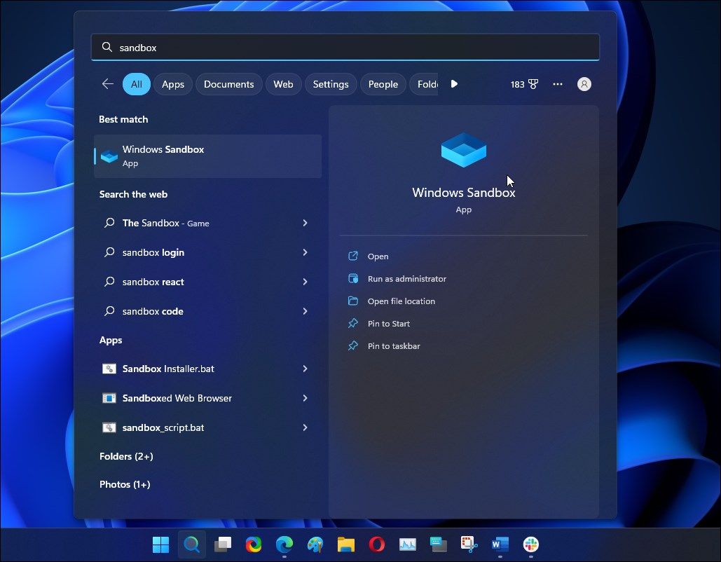 Окно Windows Sandbox с рабочим столом