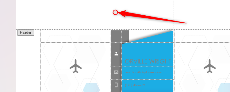 Фон, закреплённый в колонтитулах, выбран и готов к редактированию в шаблоне визитки.