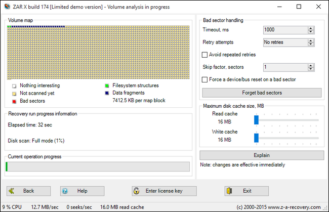Идёт анализ данных на карте, ход выполнения