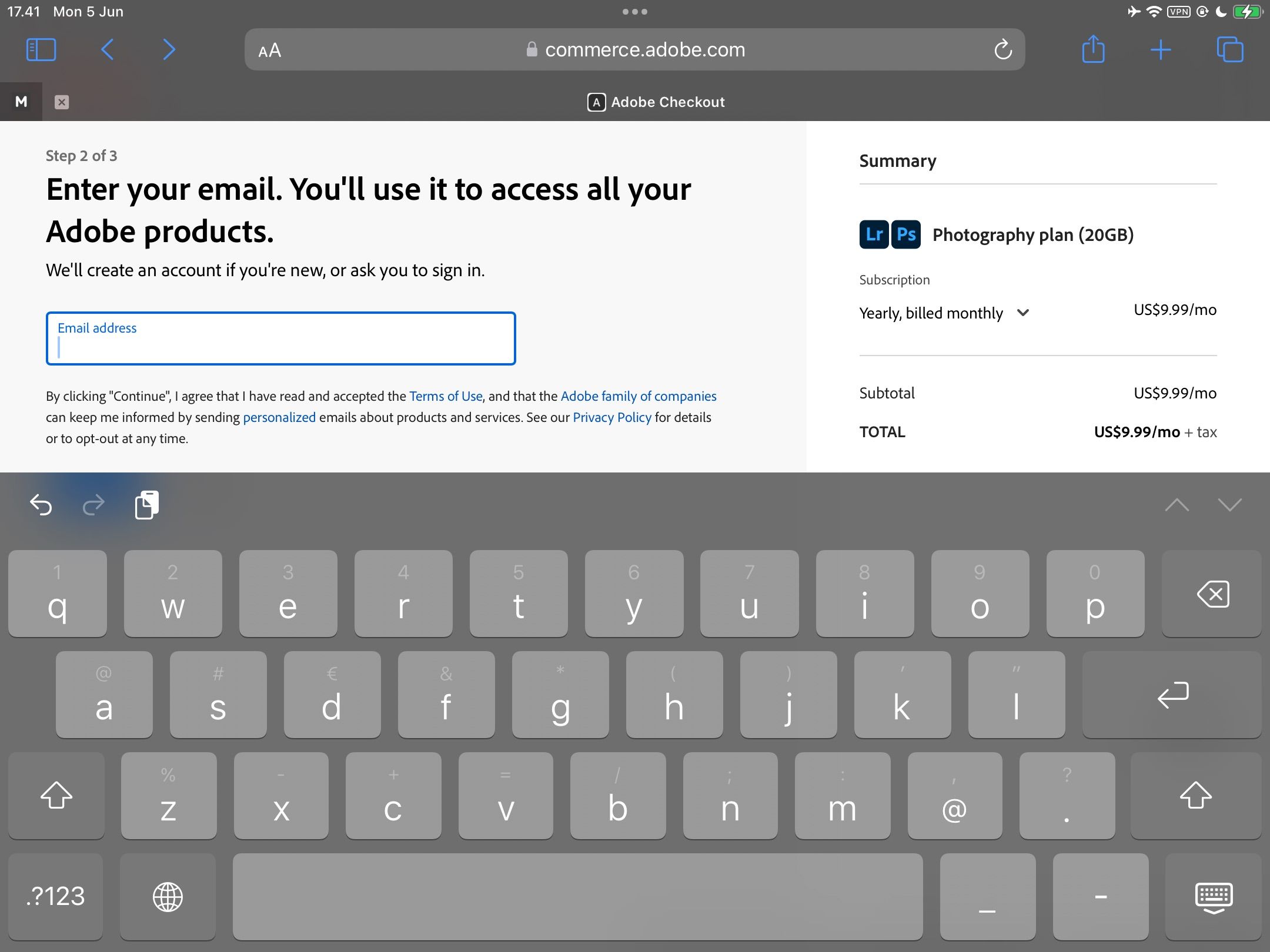 ввод адреса электронной почты для создания аккаунта Adobe CC