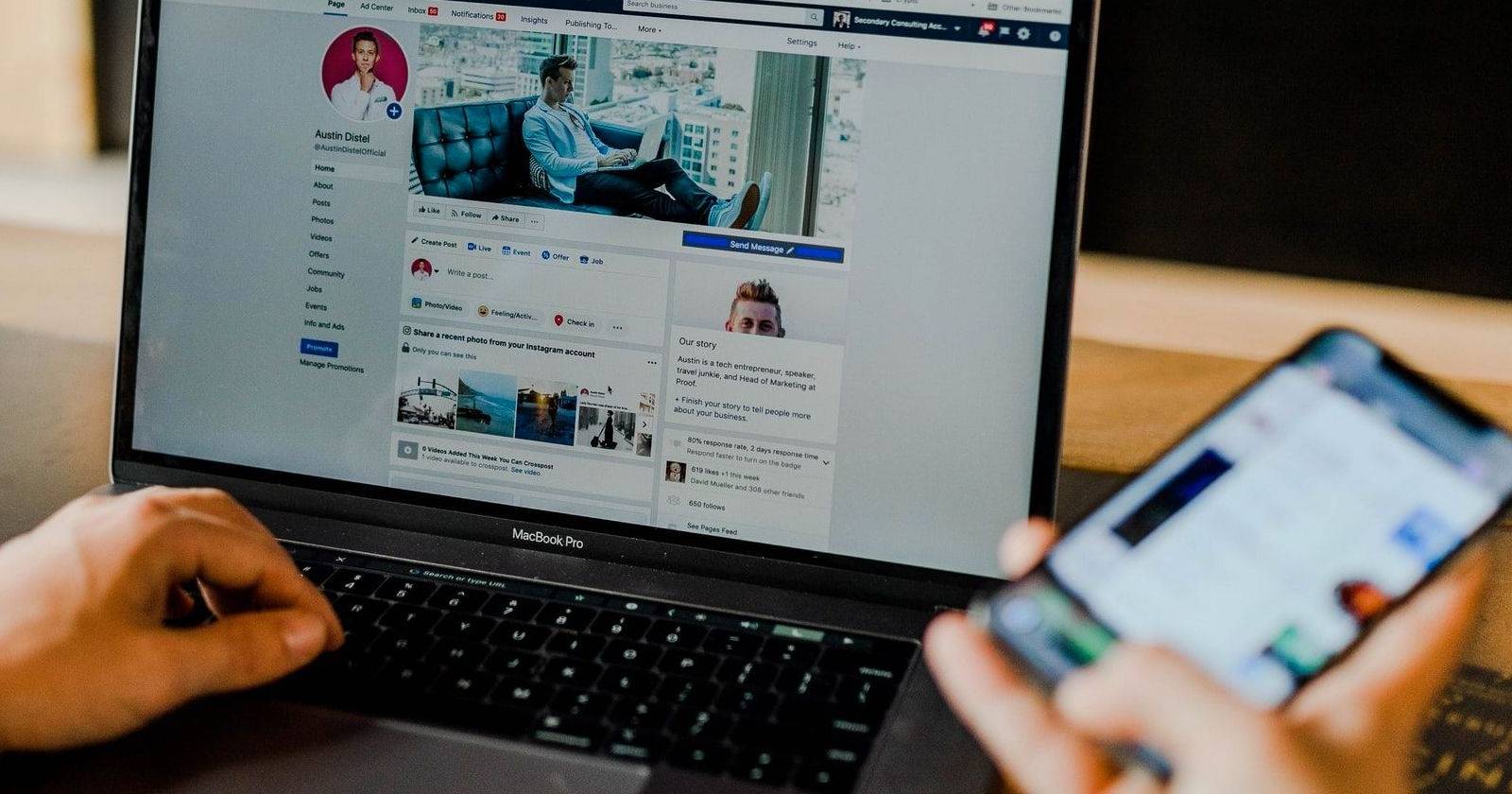 Ежедневное напоминание времени в Facebook