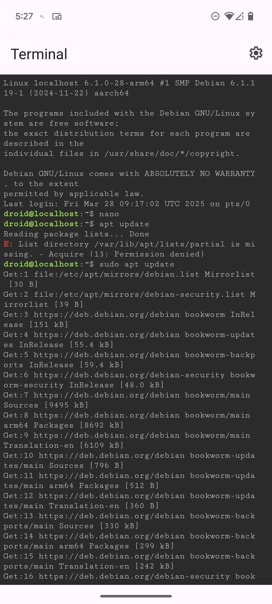 Проверка обновлений через APT в приложении Linux Terminal на Google Pixel 6.