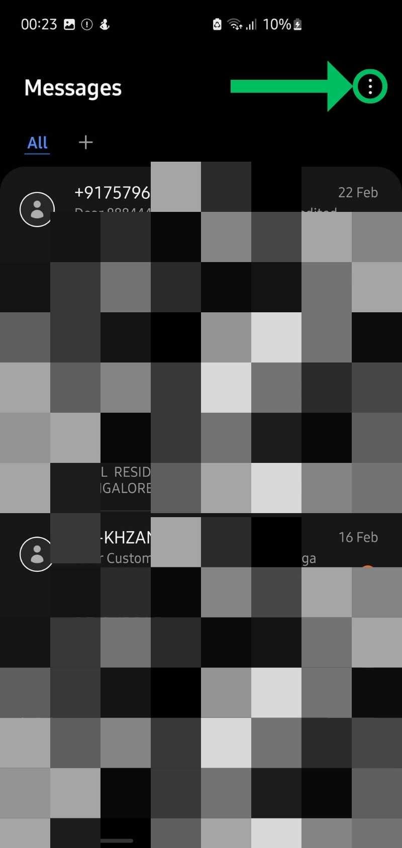 Вид меню приложения Samsung Messages с тремя точками