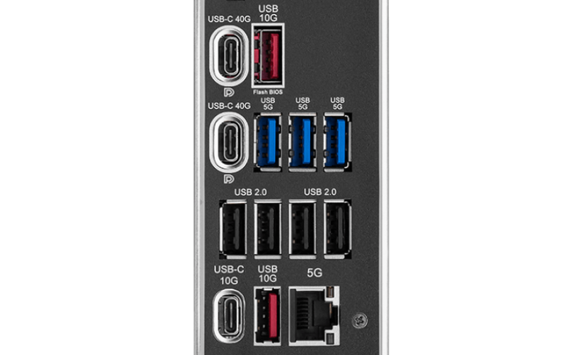 Панель I/O с маркировками скорости на материнской плате MSI.