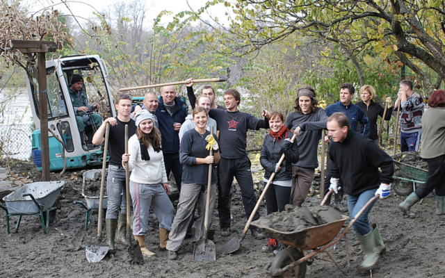 Волонтёрская-помощь