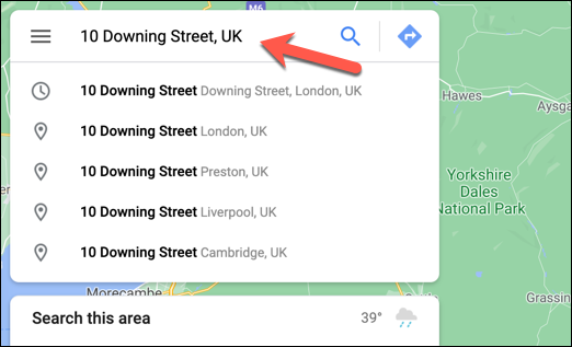 Используйте строку поиска на сайте Google Maps, чтобы найти место для добавления приватной метки.