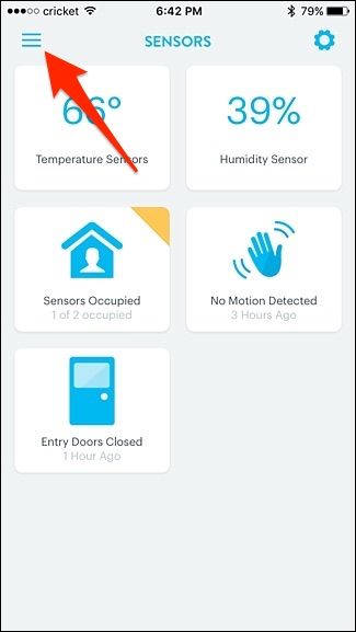 Экран меню приложения Wink с кнопкой меню вверху слева