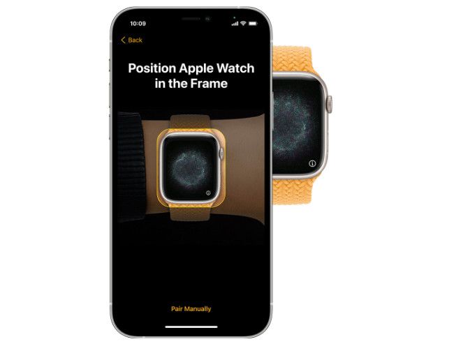 Кнопка «i» на Apple Watch во время сопряжения