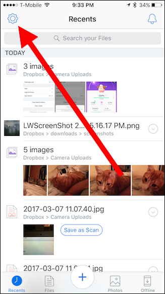 Значок шестерёнки в приложении Dropbox на iPhone