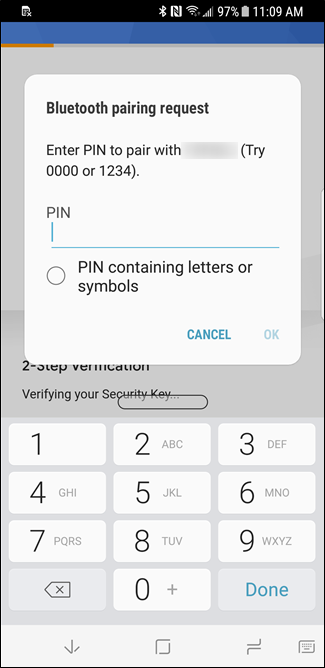 Экран ввода PIN на мобильном устройстве для Bluetooth-ключа.