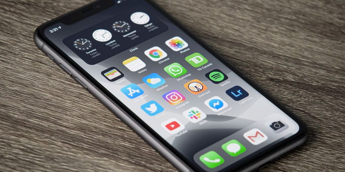 Приложения и мультимедиа в App Store