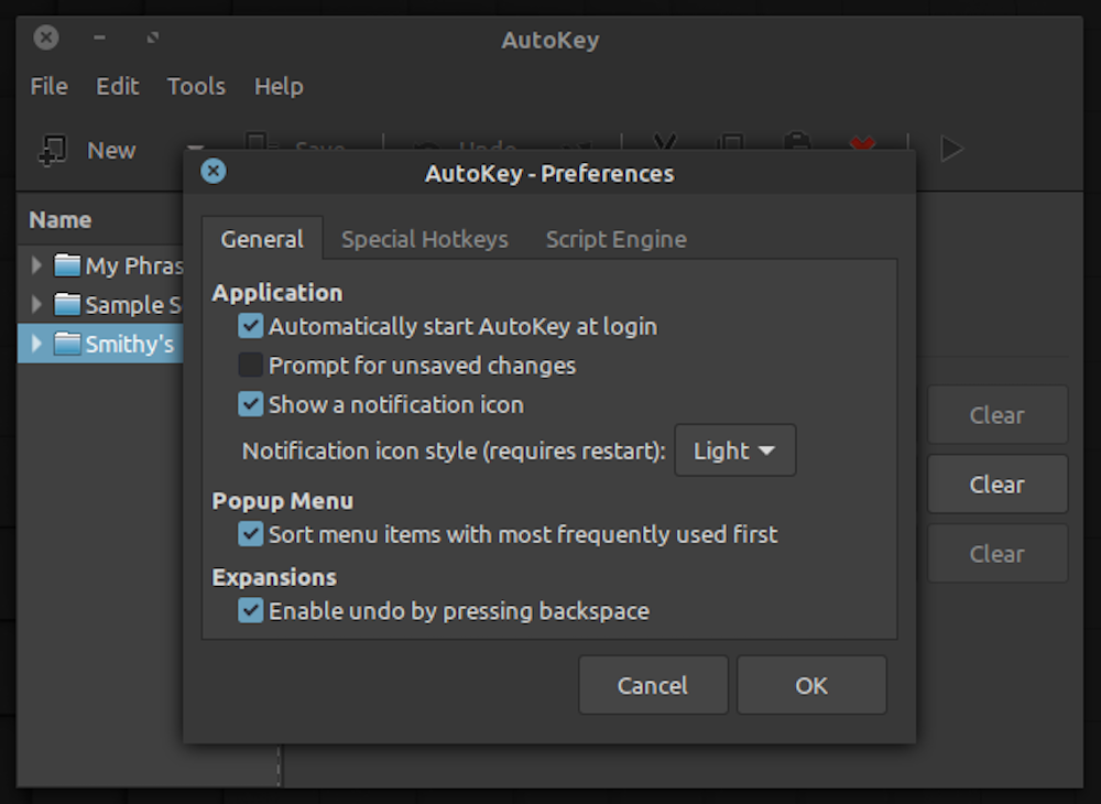 Окно настроек AutoKey: включение автозапуска при входе в систему