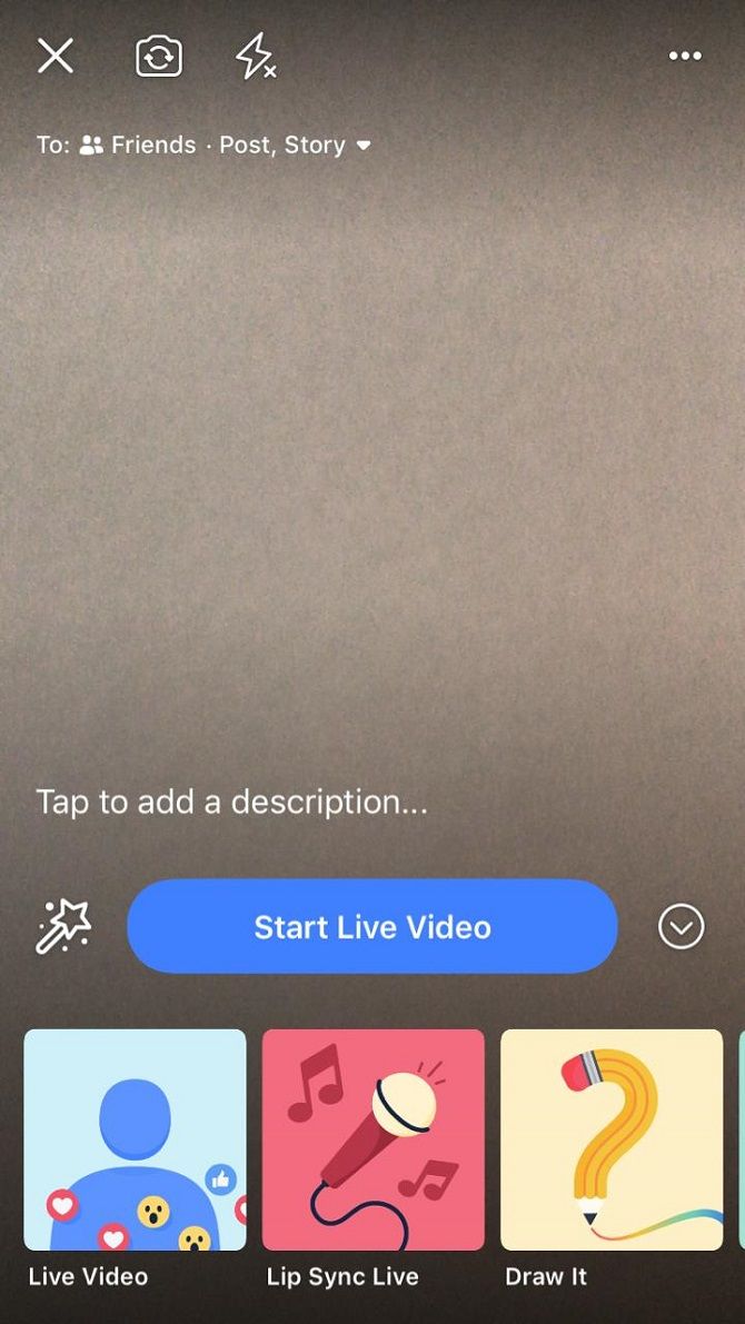 Фото: подготовка к трансляции Facebook Live на iPhone с выбором описания
