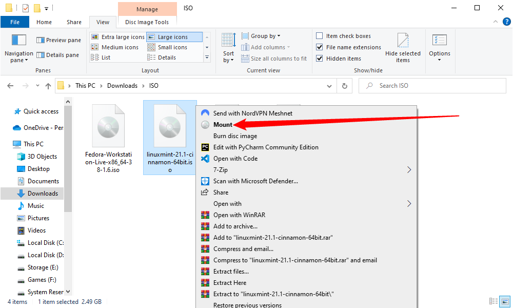 Правый клик по ISO и выбор Монтировать.