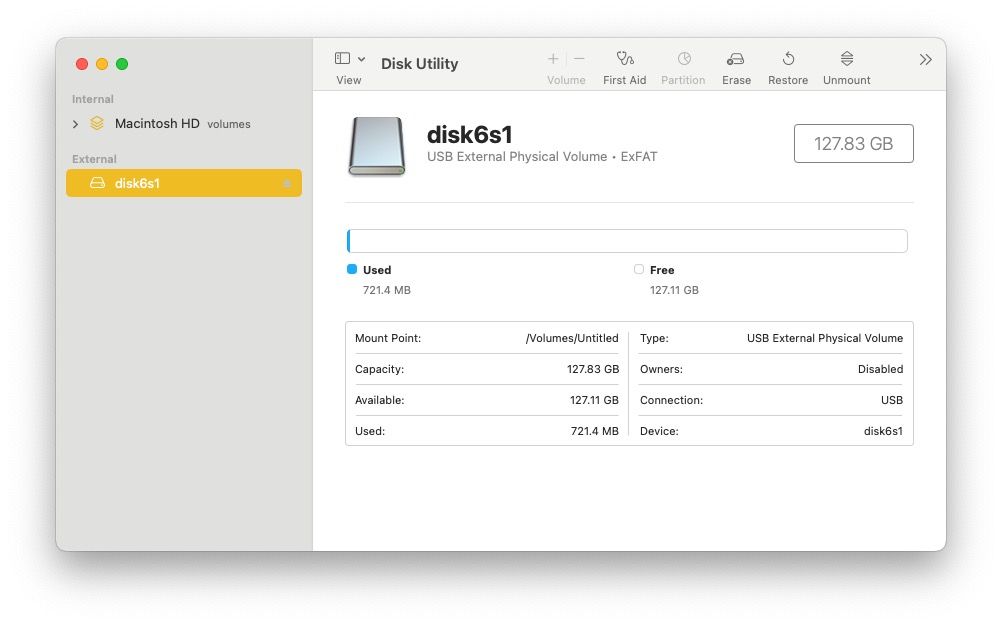 Приложение Disk Utility на macOS с отображением информации об SD‑карте: ёмкость и тип