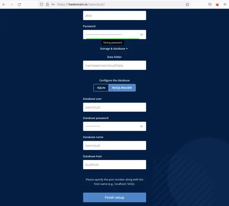 Установка ownCloud через веб-интерфейс — скриншот