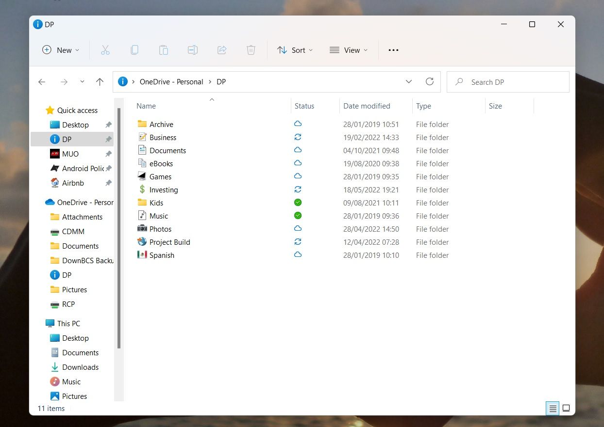Проводник Windows с отображением папки OneDrive