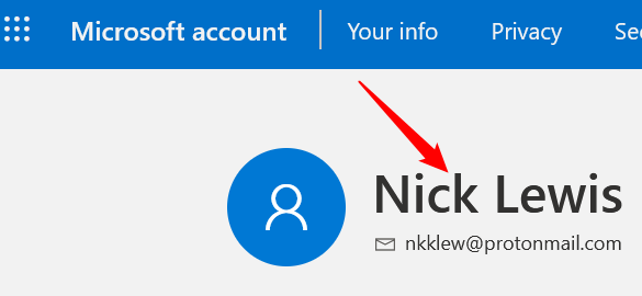 Нажмите на своё имя в аккаунте Microsoft.