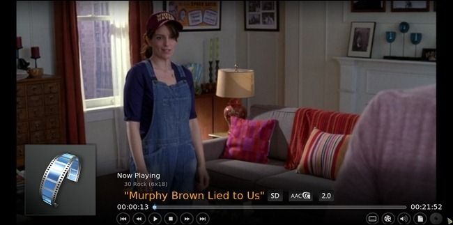 Воспроизведение эпизода Hulu в XBMC с панелью плеера и таймлайном