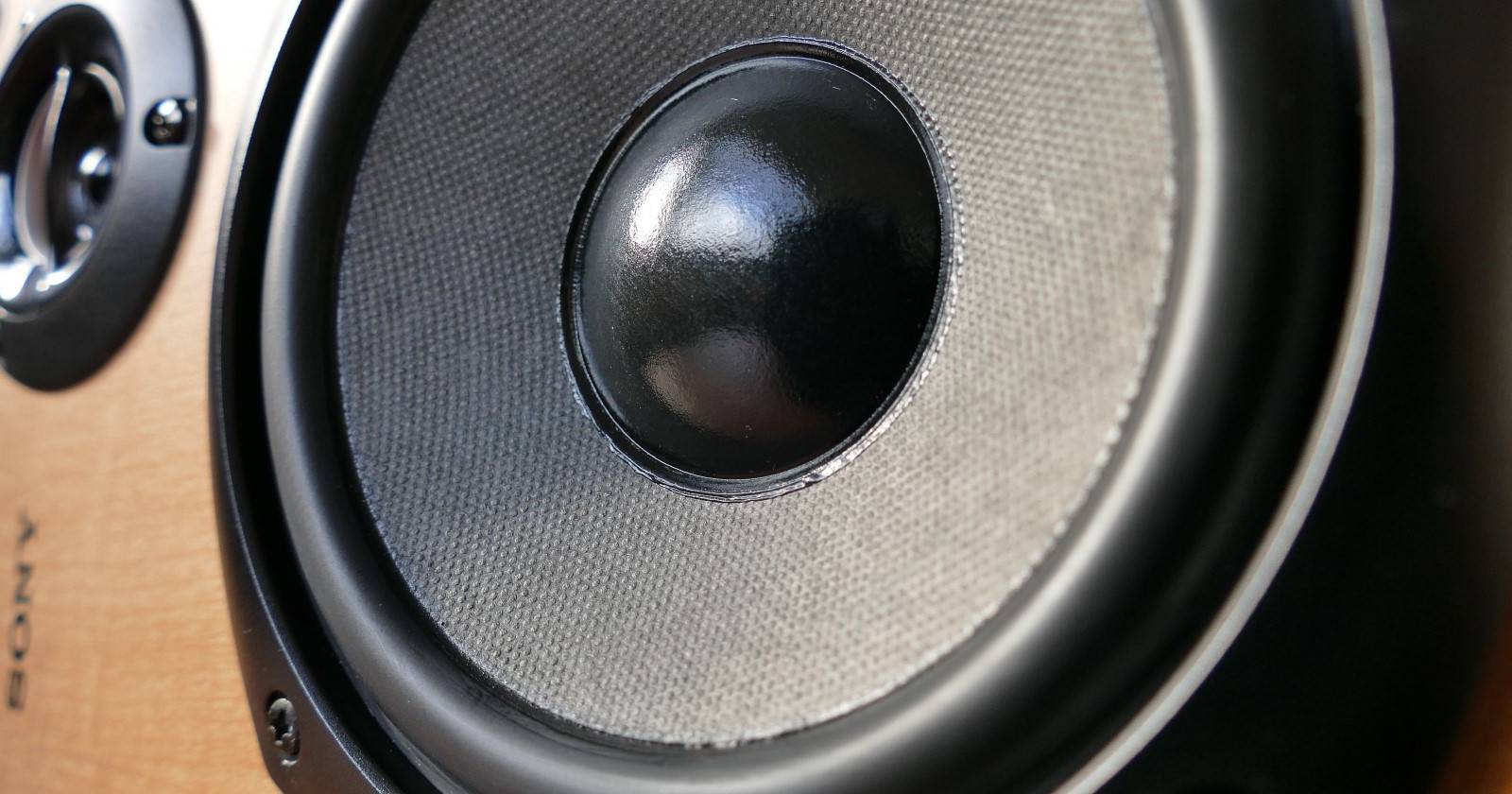 Фильмы то громко то тихо — как исправить