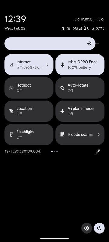 Quick Settings panel expanded