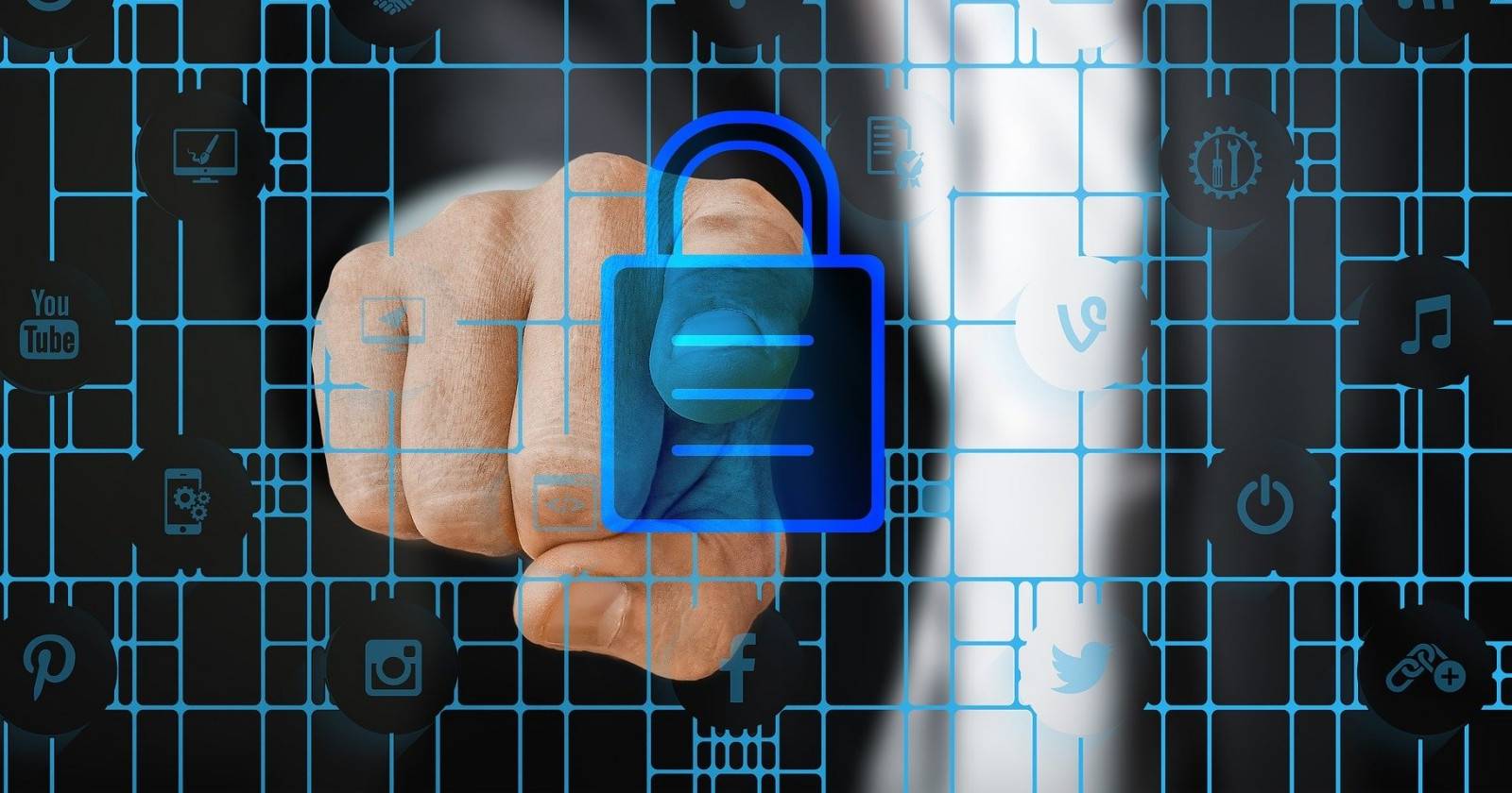 Права файлов в Linux через графические окружения